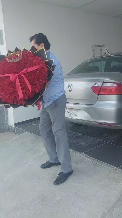 Ramo buchón de 300 rosas